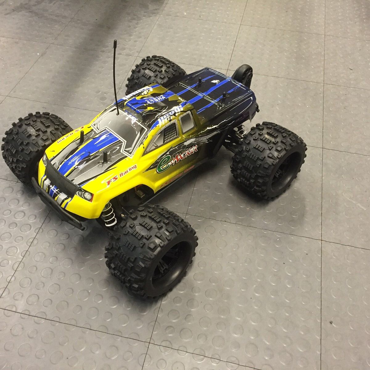 E-Hacker 4x4 Børsteløs Monster-Truck 1:8 – 80 km/t RC Bil