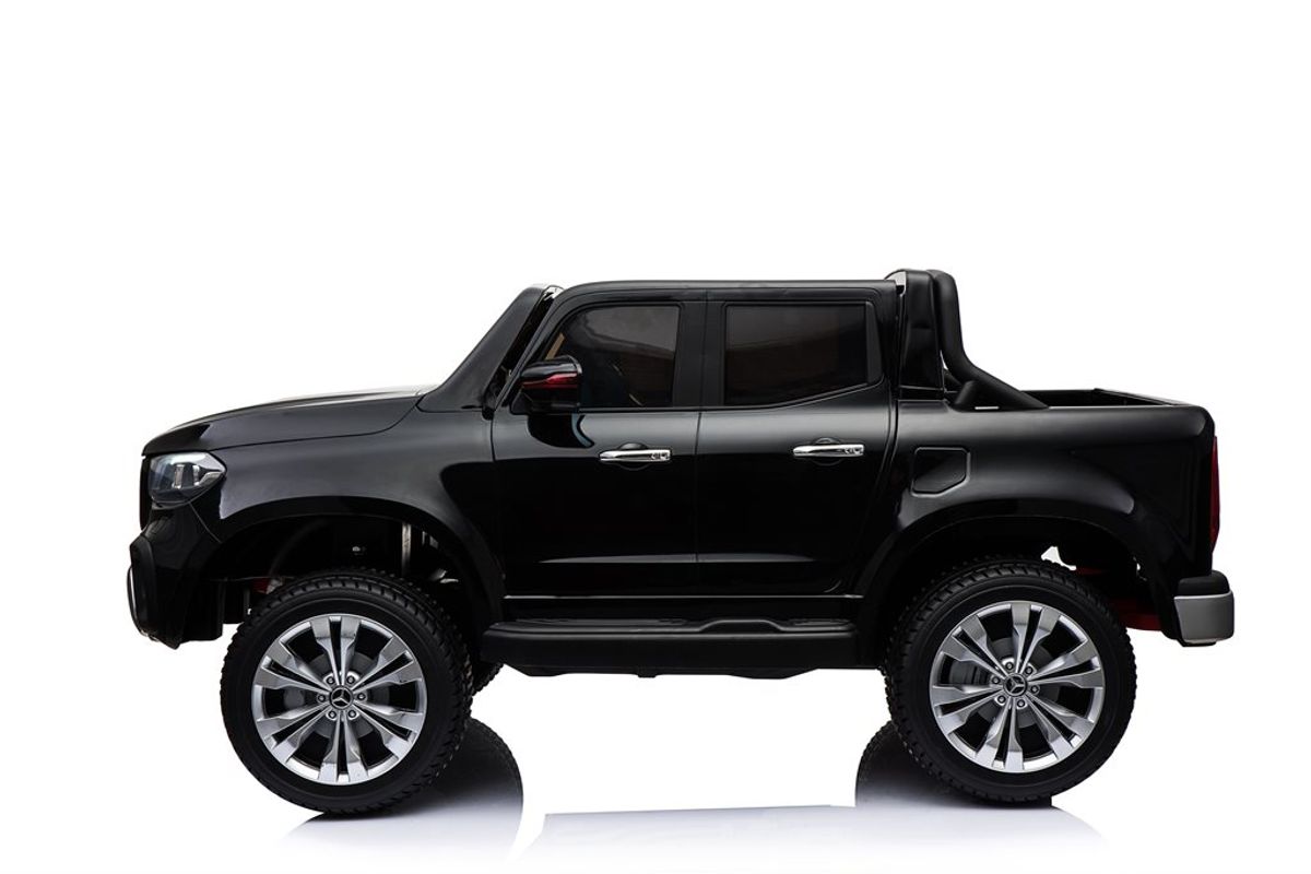 Mercedes X-class - 4x12V motorer - 2x12V batteri
