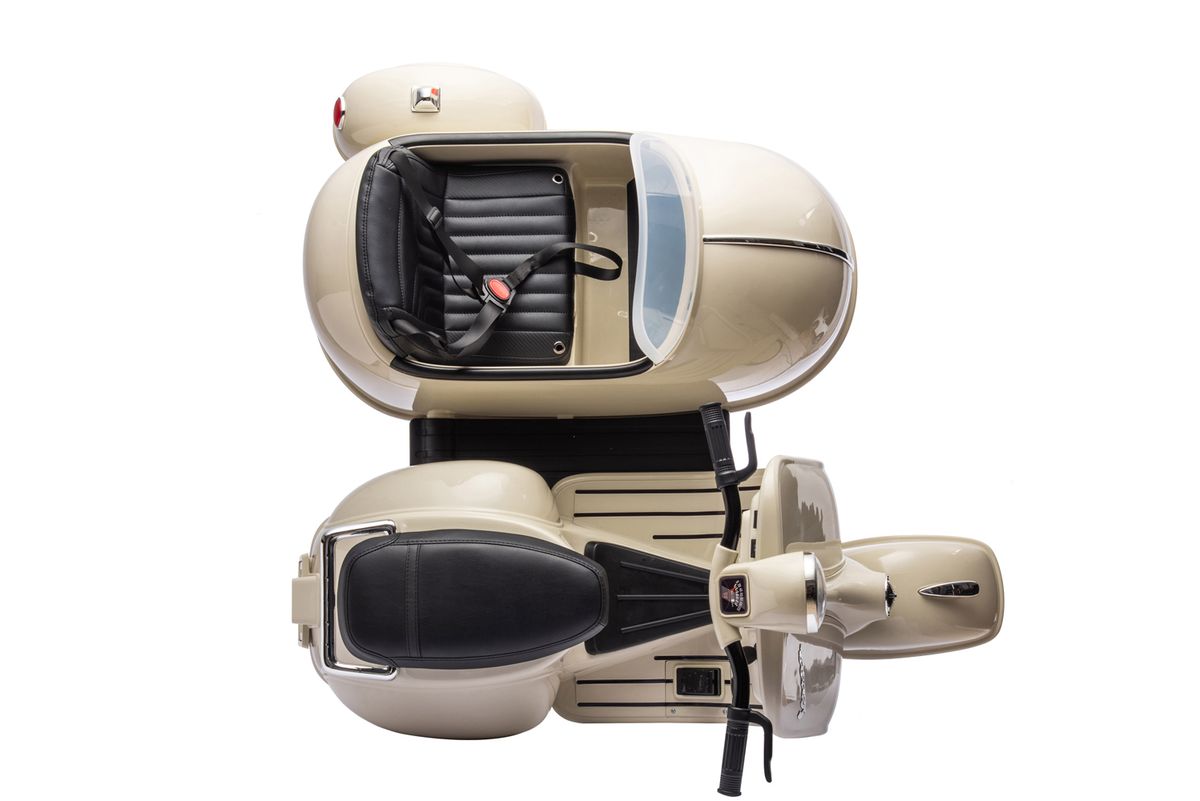 Vespa el-scooter for barn med sidevogn 12V